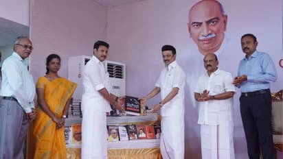 அடேங்கப்பா.. காமராஜர் பிறந்த தினத்தில் நூலகங்களுக்கு புத்தகங்களை அள்ளி கொடுத்த முதல்வர் ஸ்டாலின்..!
