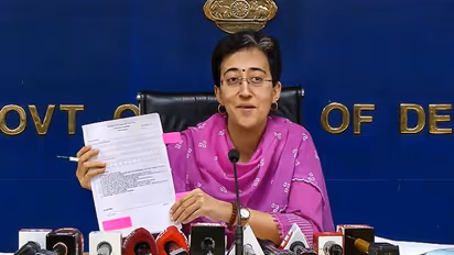 850 ಕೋಟಿ ರೂ ದಿಲ್ಲಿ ಭೂ ಹಗರಣ ಬೆಳಕಿಗೆ, ಕೇಜ್ರಿವಾಲ್ ಮುಖ್ಯ ಕಾರ್ಯದರ್ಶಿ ಅಮಾನತಿಗೆ ಶಿಫಾರಸು!