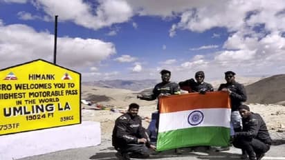 ಲಡಾಖ್ನತ್ತ ಯುವಕರ ಸಾಹಸಿ ಪ್ರಯಾಣ: ಕಾರವಾರದ ಯುವಕರು ಬದುಕಿ ಬಂದದ್ದೇ ಪವಾಡ