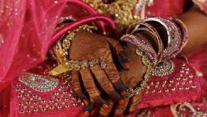 ಮದ್ವೆಯಾಗಿ ಎರಡೇ ಗಂಟೆಯಲ್ಲಿ ಹೆಂಡ್ತಿಗೆ ತಲಾಖ್‌ ಕೊಟ್ಟ ಭೂಪ..ಕಾರಣ ಇಷ್ಟೆ!