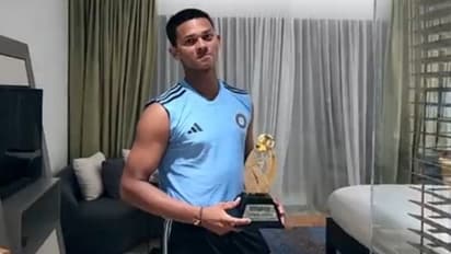 மும்பையில் 5 BHK வீட்டுக்கு மாறும் யஷஸ்வி ஜெய்ஸ்வாலின் குடும்பம்!