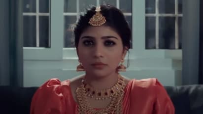 'വീട്ടുകാർ എനിക്കിട്ടിരിക്കുന്ന വില 100 പവനും 5 ലക്ഷം രൂപയും കാറും'; ശ്രദ്ധനേടി 'ഐഡൻ്റിറ്റി'