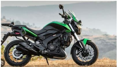 മോഷ്ടിച്ച ബജാജ് ഡൊമിനോർ ബൈക്കിൽ കറക്കം, അടുത്ത മോഷണത്തിന് പദ്ധതി; ആലുവയിൽ 4 പേർ പിടിയിൽ