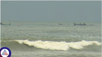 തെക്കൻ കേരള-ലക്ഷദ്വീപ് തീരങ്ങളിൽ 55 കി.മീ വരെ വേഗതയിൽ കാറ്റിന് സാധ്യത; 4 ദിവസം കടലിൽ പോകരുതെന്ന് മുന്നറിയിപ്പ്