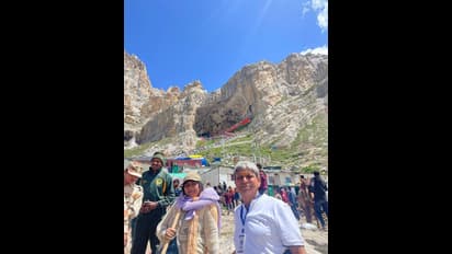 ಅಮರನಾಥ್ ಯಾತ್ರೆ ಮುಗಿಸಿದ ಸಾಯಿ ಪಲ್ಲವಿ; 60 ವರ್ಷದ ಪೋಷಕರನ್ನು ಕರೆದುಕೊಂಡು ಹೋದ ಅನುಭವ ಬಿಚ್ಚಿಟ್ಟ ನಟಿ  