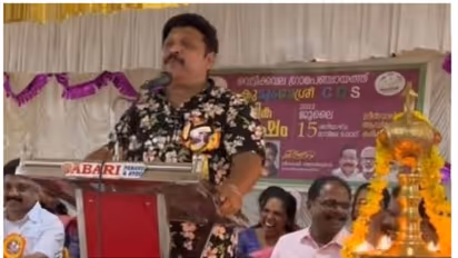 പൊതുപരിപാടിയിൽ വിളക്ക് കൊളുത്തരുതെന്ന് പറയുന്നത് തെറ്റ്, നിലവിളക്ക് ഹിന്ദുവിന്റേതെന്നത് മണ്ടൻ ധാരണ:ഗണേഷ് കുമാർ