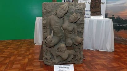 US hands over 105 trafficked antiquities to India (PHOTOS)