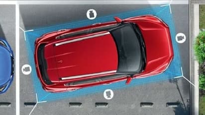  ట్రాఫిక్‌లో కారు నడపడం సమస్యగా ఉందా..  ఈ 5 కార్లు ప్రత్యేక ఫీచర్లతో వస్తున్నాయి.. 