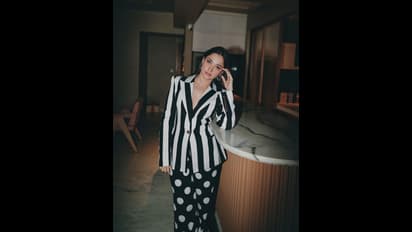 ఖతర్నాక్ అవుట్ ఫిట్ లో మిల్క్ బ్యూటీ మైండ్ బ్లోయింగ్ లుక్.. గుచ్చే చూపులతో కలవరపెడుతున్న తమన్నా