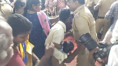 திடீரென உதயநிதியின் காரை நோக்கி கைக்குழந்தைகளுடன் ஆவேசமாக பாய்ந்த தம்பதியர்