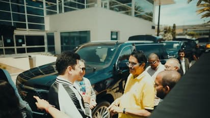 அமெரிக்காவில் கெத்து காட்டிய கமல்! காமிக்-கான் நிகழ்ச்சியில் கலந்து கொள்ள வந்த போது ரசிகர்கள் உச்சாக வரவேற்பு!