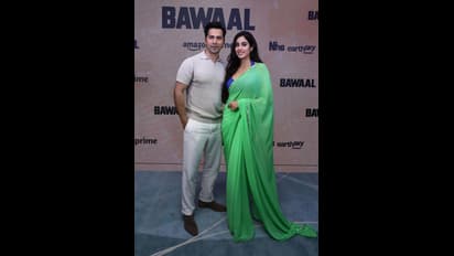 `బవాల్‌` సినిమా వివాదంపై జాన్వీ కపూర్‌ స్పందన.. ఆ యాంగిల్‌లో చూస్తే నేనేం చేయలేను..