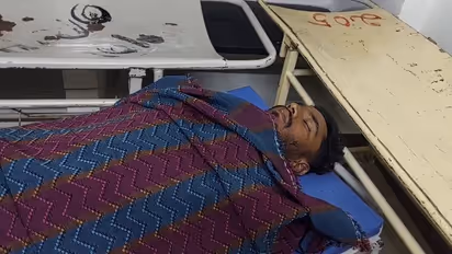 கணவன், மனைவி சண்டையை தடுக்க வந்த மைத்துனர் கத்தியால் குத்தி பலி - 3 பேர் படுகாயம்.