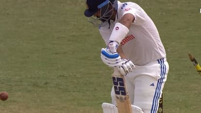 ஆட்டம் காட்டி ஏமாத்திய சுப்மன் கில், ரஹானே: ரசிகர்கள் விமர்சனம்!