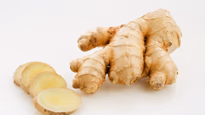 തക്കാളിക്ക് പുറകെ ഇഞ്ചിയും; യുപിയിൽ 5 ലക്ഷം രൂപയുടെ ഇഞ്ചി മോഷണം പോയി !