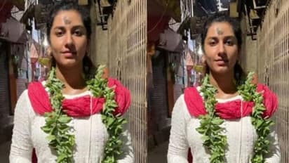 కొన్నాళ్ళు అన్నీ వదిలేసి అలా... వారణాసిలో తేలిన యాంకర్ విష్ణుప్రియ, షాకింగ్ లుక్ వైరల్!