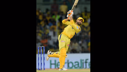 జడ్డుభాయ్ ఇదేందయ్యా.. ఔట్ కాకుండా మస్తు ప్లానేసిండు కానీ..