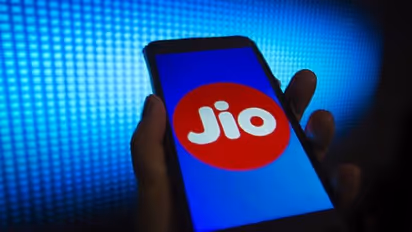 Reliance Jio introduces Independence Day 2023 offer for prepaid users worth Rs 2,999/yr; Check details