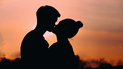 Love Horoscope: ‘ಬೇಬಿ’ಯಂತೆ ನಿಮ್ಮ ಹುಡುಗಿ ಮೋಸ ಮಾಡ್ತಾಳೆ; ಈ ರಾಶಿಯವರ ಬ್ರೇಕ್ ಅಪ್ ಆಗಲಿದೆ..!