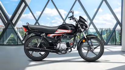 65 കിമി മൈലേജ്, മോഹവില! ഈ ദീപാവലിക്ക് ഈ ന്യൂജൻ ബൈക്കുകളില്‍ ഒരെണ്ണം വീട്ടിലെത്തിക്കൂ!