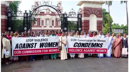 മണിപ്പൂർ കലാപം: ദില്ലി സേക്രഡ് ഹാർട്ട് കത്തീഡ്രലിൽ പ്രതിഷേധം; ഈസ്റ്റര് ദിനത്തില് മോദി സന്ദർശിച്ച പള്ളി