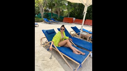 దుబాయ్ లో రచ్చ చేస్తున్న రకుల్.. బికినీలో షాకిచ్చిన ఢిల్లీ భామ.. వైరల్ పిక్స్