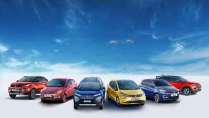 Cars Discount : புதிய கார் வாங்க போறீங்களா? 50 ஆயிரம் வரை சலுகை - முழு விபரம் இதோ !!