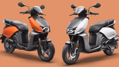 Scooter Loan : எலக்ட்ரிக் ஸ்கூட்டர்  வாங்க 50 பைசா வட்டியில் கடன்.. மிஸ் பண்ணிடாதீங்க - முழு விபரம் இதோ !!