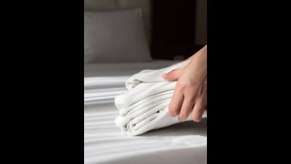 மழை வர போது.. துண்டுகள், பெட்ஷீட்களில் துர்நாற்றம் அடிக்காமல் இருக்க சிம்பிளான 10 டிப்ஸ்!!