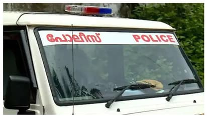 യുവതിയുടെ പരാതിയിൽ നടപടിയെടുക്കാൻ വൈകി, വൈക്കം പൊലീസ് സ്റ്റേഷനിൽ കൂട്ട സസ്പെൻഷൻ; അതൃപ്തി