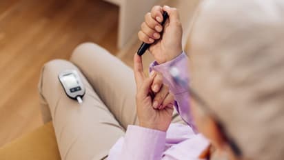 Health Tips: രക്തത്തിലെ പഞ്ചസാര കുറയ്ക്കാന് അടുക്കളയില് സ്ഥിരമുള്ള ഈ ഭക്ഷണങ്ങള് കഴിക്കാം...