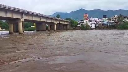 Heavy Rain : ஊட்டியில் கொட்டித்தீர்க்கும் மழை... நிரம்பியது அணை- கரையோர மக்களுக்கு வெள்ள அபாய எச்சரிக்கை