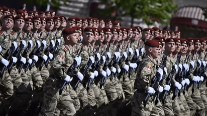 Russia raises maximum military service age to 30 amid Ukraine war