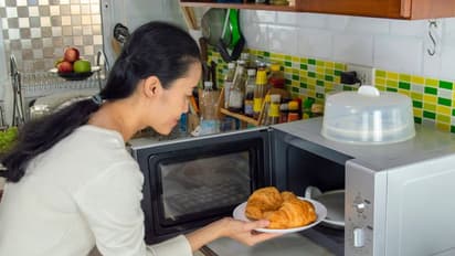 Health Tips: ಗ್ಯಾಸ್ಗಿಂತ ಮೈಕ್ರೋವೇವ್ ಬೆಸ್ಟ್ ಅಂತಿದ್ದಾರೆ ತಜ್ಞರು..