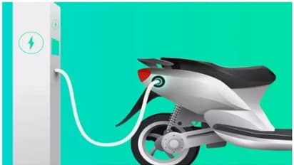 ഇലക്ട്രിക്ക് വാഹനങ്ങൾക്ക് വീണ്ടും സബ്‍സിഡി നൽകാൻ കേന്ദ്രം, നീക്കിവയ്ക്കുന്നത് 10000 കോടി 