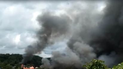 மணிப்பூரில் மற்றொரு கொடுமை! தீ வைக்கப்பட்ட வீடு... தப்பி ஓடிய பெண்ணை இழுத்துச் சென்று கூட்டு பலாத்காரம்!