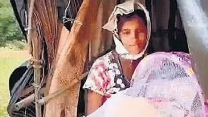  ಗೊಡ್ಡು ಸಂಪ್ರದಾಯಗಳಿಗೆ ತಿಲಾಂಜಲಿ ಇಡಬೇಕು