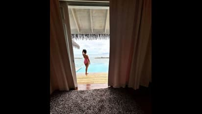 బికినీతో గ్లామర్‌కి గేట్లు ఎత్తేసిన `జాను` బ్యూటీ.. ఇంతటి తెగింపు చూసి నోరెళ్లబెట్టిన నెటిజన్లు..