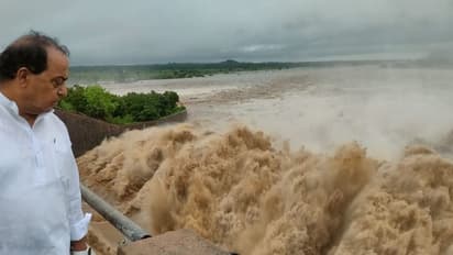 కడెం ప్రాజెక్ట్ వద్ద అదుపులోనే పరిస్ధితి.. వదంతులు నమ్మొద్దు : ఇంద్రకరణ్ రెడ్డి