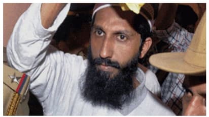 ബെംഗളൂരു ഭീകരാക്രമണ നീക്കവുമായി ബന്ധം; തടിയൻ്റവിട നസീറിനെ കസ്റ്റഡിയിലെടുത്ത് പൊലീസ്