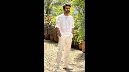 Dhanush: இந்த நடிகை தான் வேண்டும்!அடம்பிடித்து தளபதி நாயகியை கமிட் செய்த தனுஷ்! வாரி வழங்கப்படுகிறதா சம்பளம்?