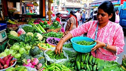 Vegetable Price : மீண்டும் குறைந்த தக்காளி விலை.! ஒரு கிலோ வெங்காயம், இஞ்சி, பீன்ஸ் விலை என்ன தெரியுமா.?