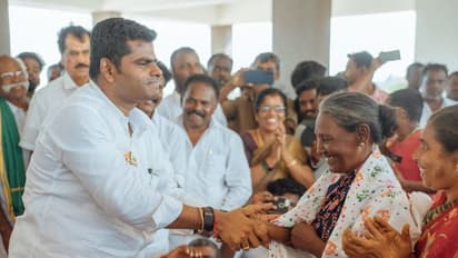 பாத யாத்திரையில் மீனவக் குடும்பங்களைச் சந்தித்து உரையாடிய அண்ணாமலை