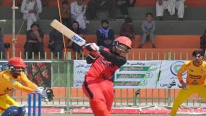 ఒకే ఓవర్లో 7 సిక్స్లు.. మొత్తంగా 48 పరుగులతో సంచలనం.. (వీడియో)