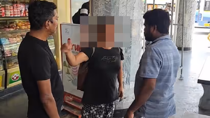 மது போதையில் பெண் ரகளை: நாகர்கோவிலில் பரபரப்பு!