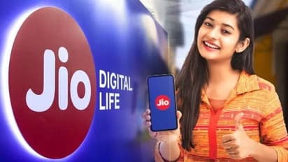 jio plan: 30 రోజుల పాటు ఫ్రీ అన్లిమిటెడ్ ఇంటర్నెట్.. ప్లాన్తో 3 యాడ్-ఆన్ ఫ్యామిలీ సిమ్స్ అప్షన్ కూడా..