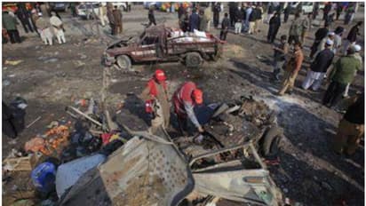 ಬೃಹತ್ ರ್ಯಾಲಿ ಮೇಲೆ ಉಗ್ರರ ದಾಳಿ, ಪಾಕಿಸ್ತಾನ ಬಾಂಬ್ ಸ್ಫೋಟಕ್ಕೆ ಸಾವಿನ ಸಂಖ್ಯೆ 39ಕ್ಕೆ ಏರಿಕೆ!