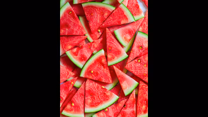 7 health advantages of eating watermelon
