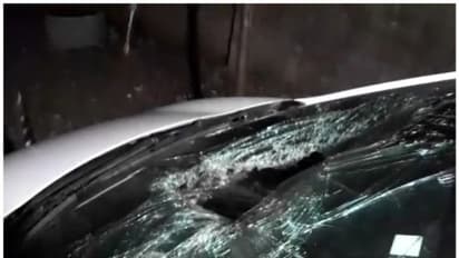 60 വയസുകാരി കാറിടിച്ച് മരിച്ചു; ഓടിക്കൂടിയ നാട്ടുകാർ കാർ തകർത്ത് യാത്രക്കാരെ മർദിച്ചു