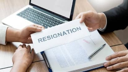 ടോയ്ലെറ്റ് ബ്രേക്കിന് അധികസമയമെടുക്കുന്നുവെന്ന് ബോസിന് പരാതി, ജോലിയിൽ പ്രവേശിച്ച് മൂന്നാംനാൾ രാജിവച്ച് യുവതി